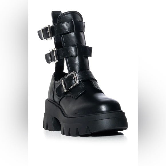 Callie Lives Miz AZALEA WANG Tuesday Atticus Black Buckle Up Bootie 7.5 - Picture 5 of 5